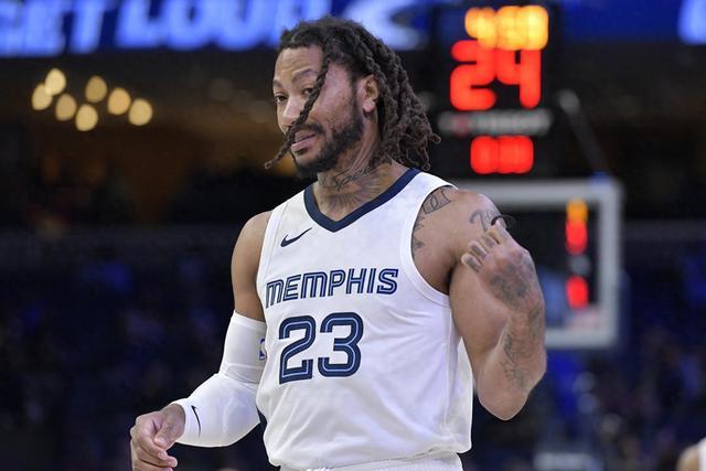 拉文36分公牛力克绿军3连胜 篮网送猛龙6连败